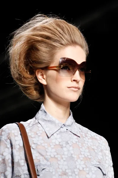 Look 97